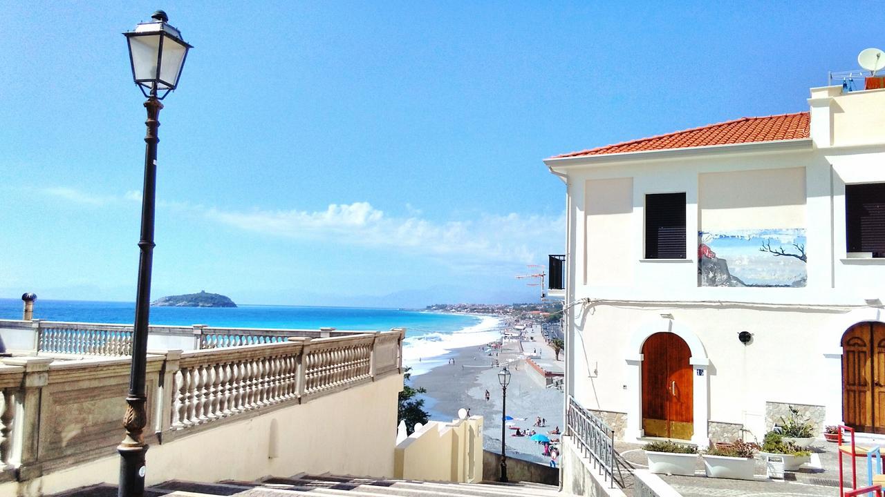ディアマンテ Caletta Del Porto Bed & Breakfast エクステリア 写真