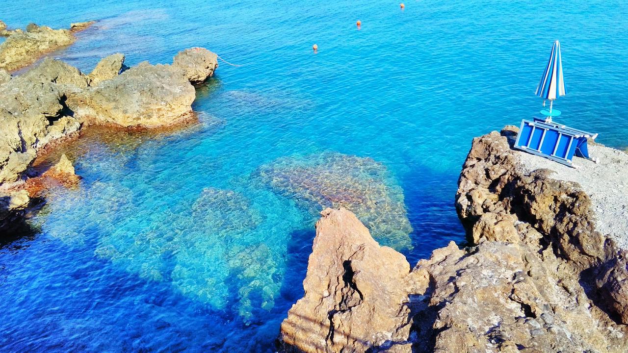 ディアマンテ Caletta Del Porto Bed & Breakfast エクステリア 写真