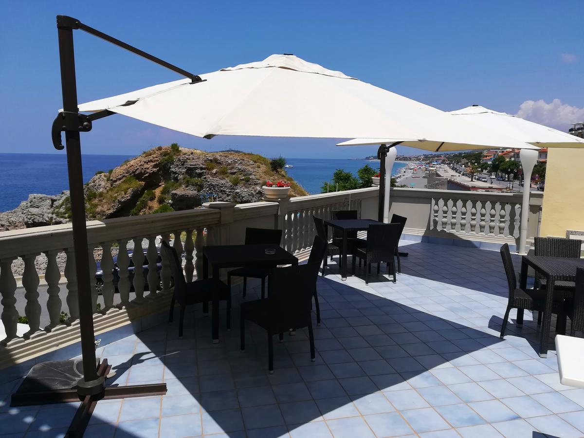 ディアマンテ Caletta Del Porto Bed & Breakfast エクステリア 写真