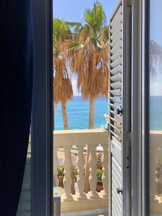 ディアマンテ Caletta Del Porto Bed & Breakfast エクステリア 写真